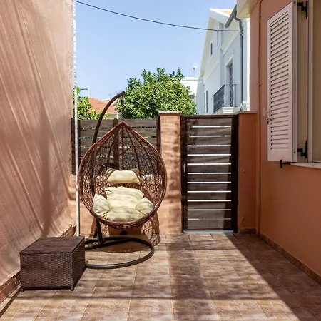 Casa Ad Argostoli! بيت للعطل